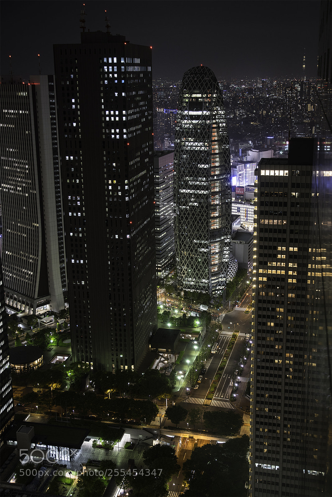 Pentax K-1 sample photo. Tokyo by night photography