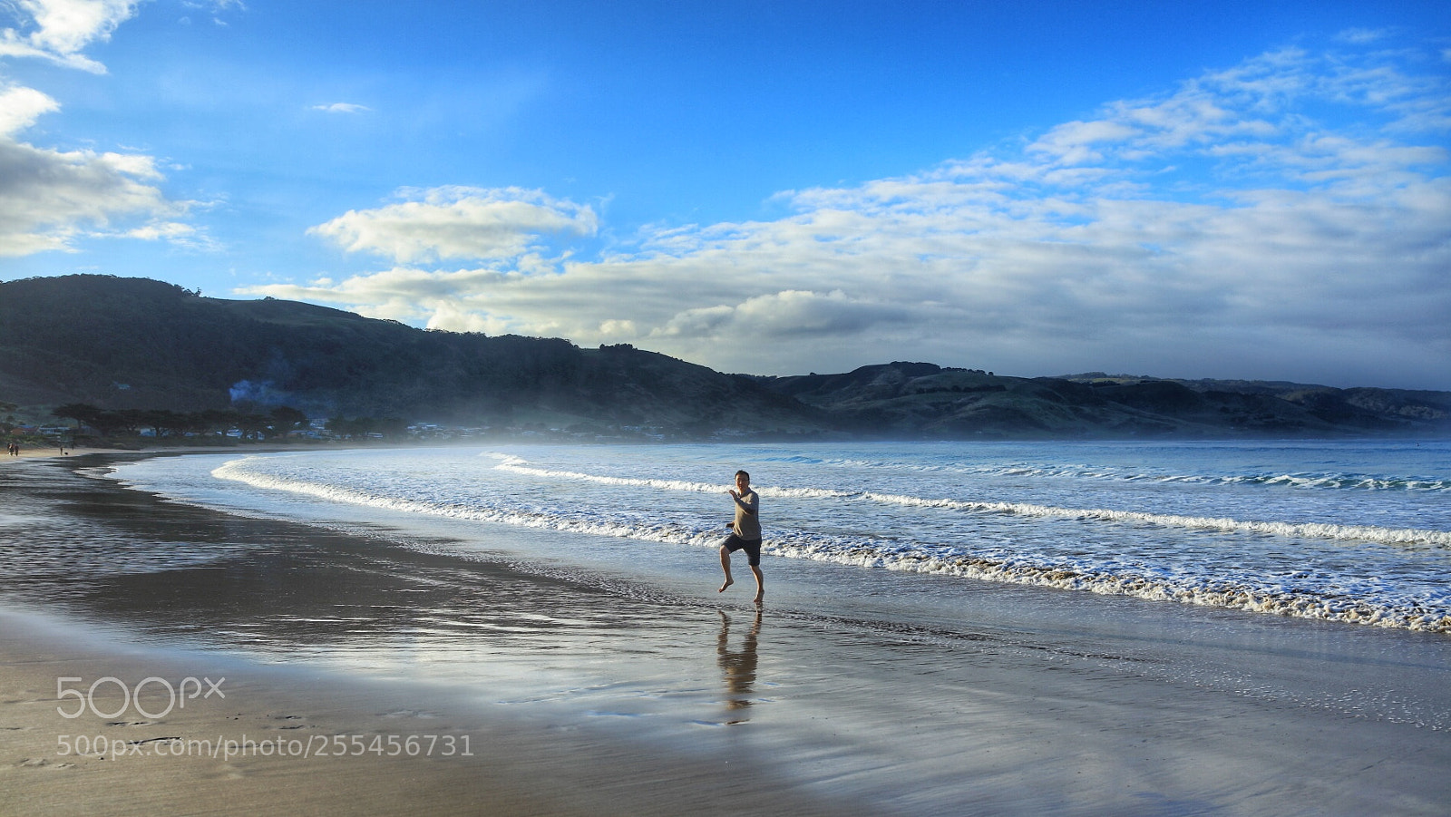 Canon EOS 5DS R sample photo. Run from the sea photography