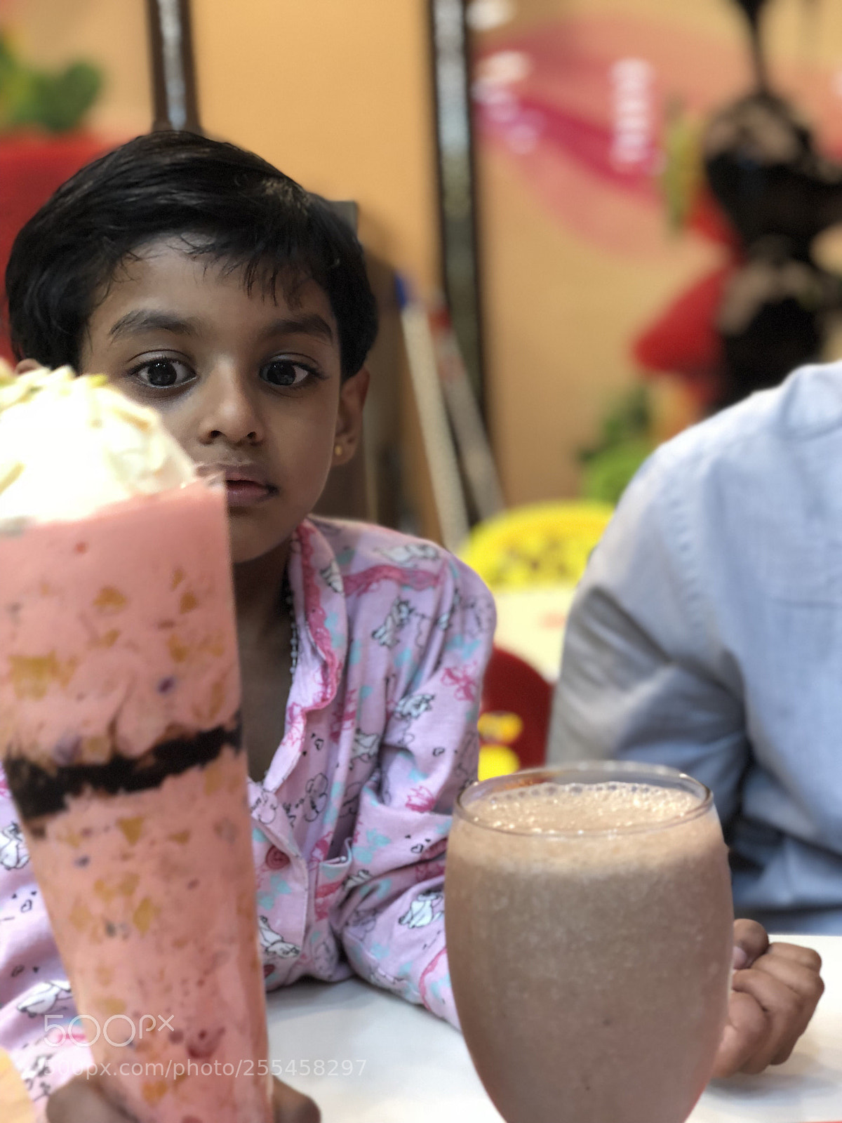 Apple iPhone X sample photo. Surprised look  photography