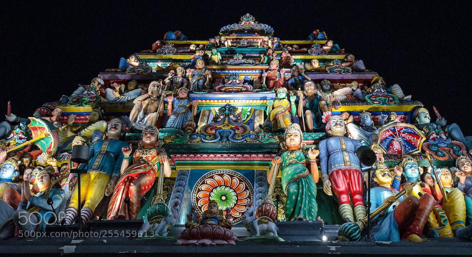 Nikon D7000 sample photo. Sri mariamman temple roof photography