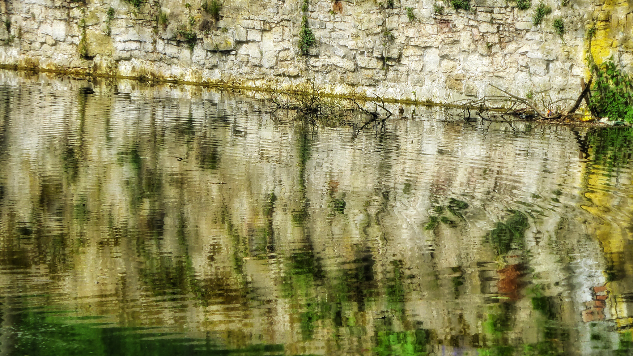 Panasonic DMC-TZ71 sample photo. Take a look into the mirror photography