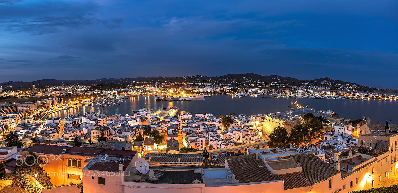 Nikon D810 sample photo. Blue hour photography