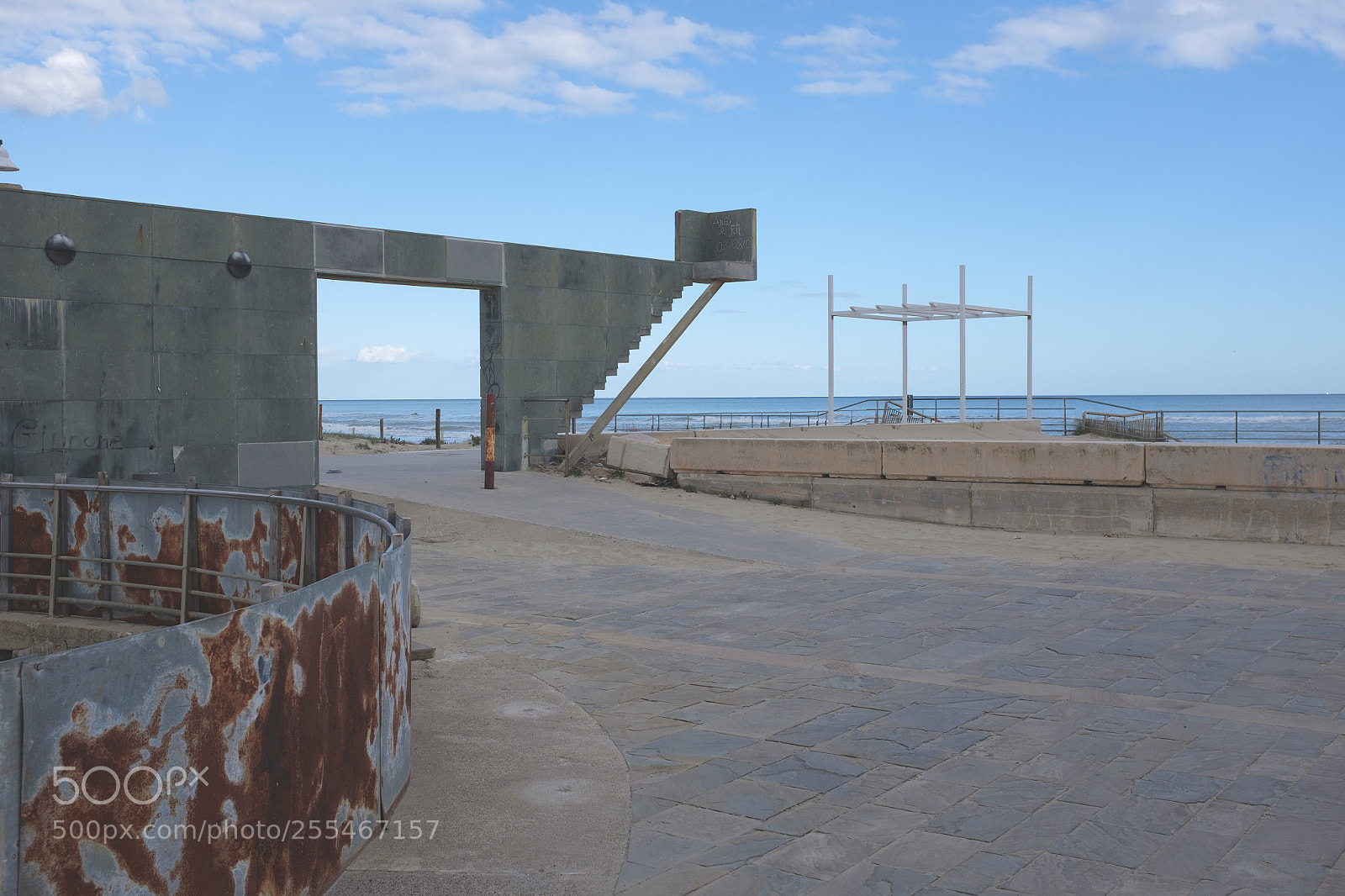 Fujifilm X100S sample photo. Stair looking for steps photography