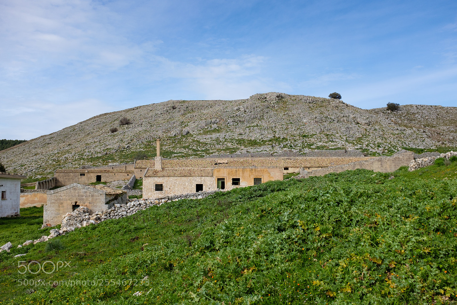 Fujifilm X100S sample photo. Ancient sheepfold called jazzo photography