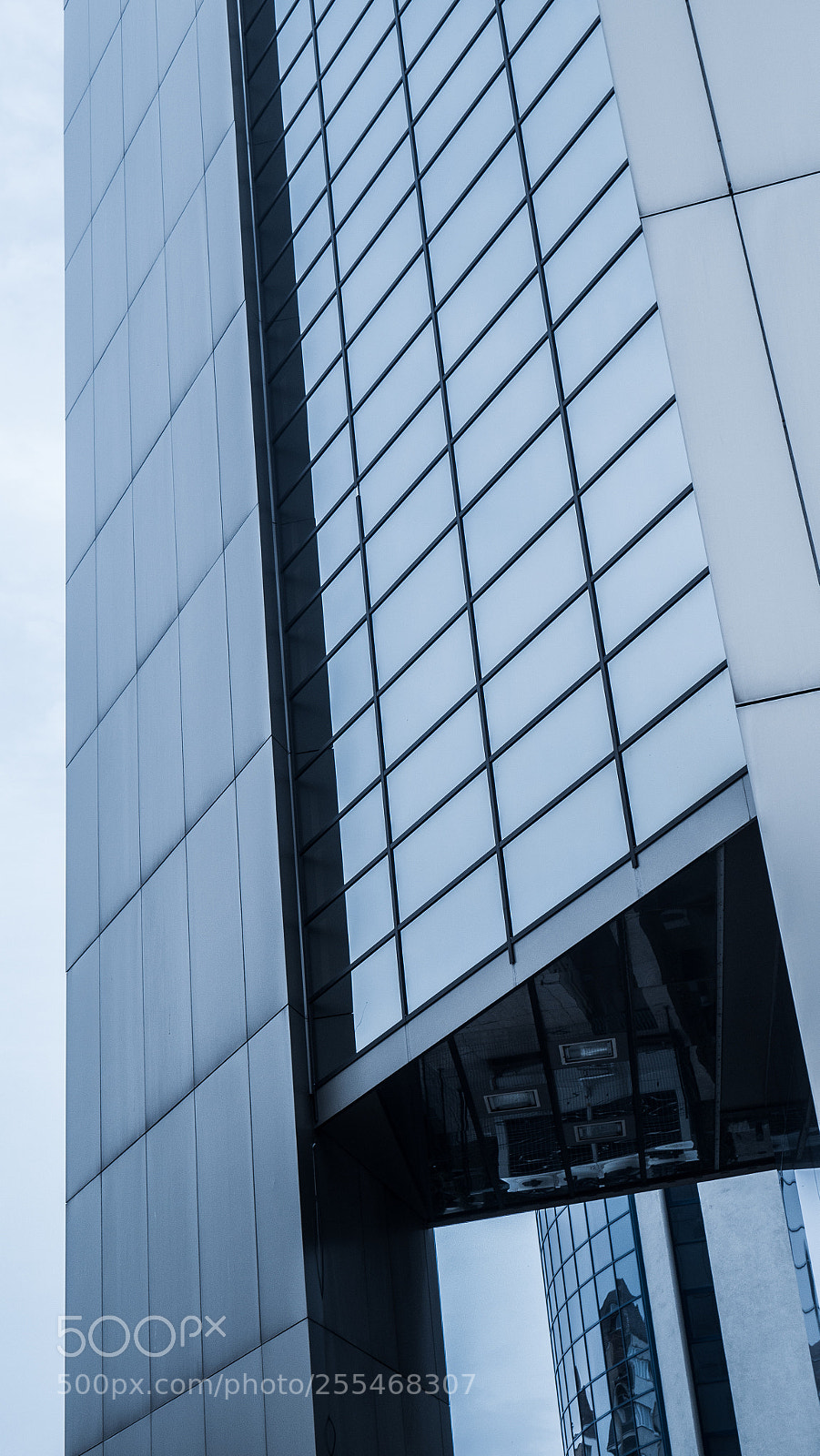 Panasonic Lumix DMC-G7 sample photo. Corporate building 1 photography