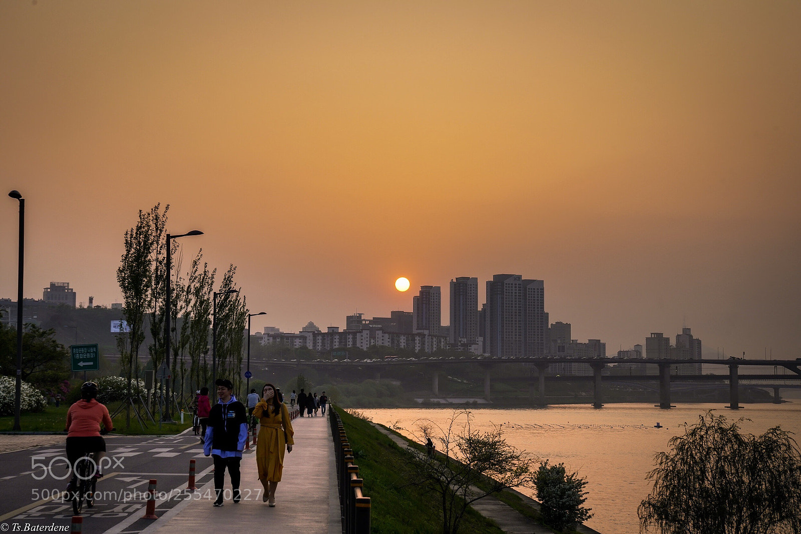 Sony a7R III sample photo. Seoul. sunset photography