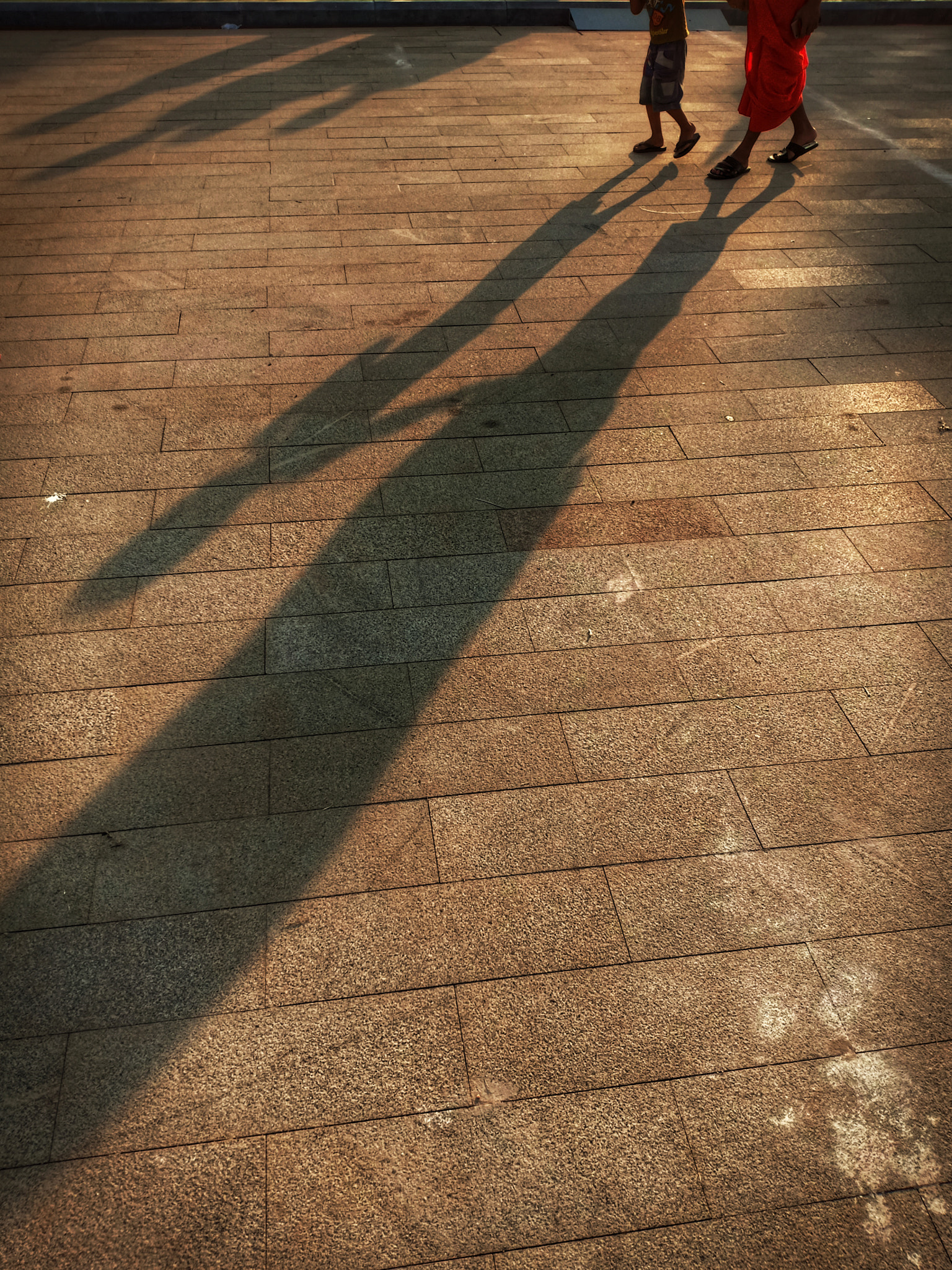 OPPO F7 sample photo. Shadow photography