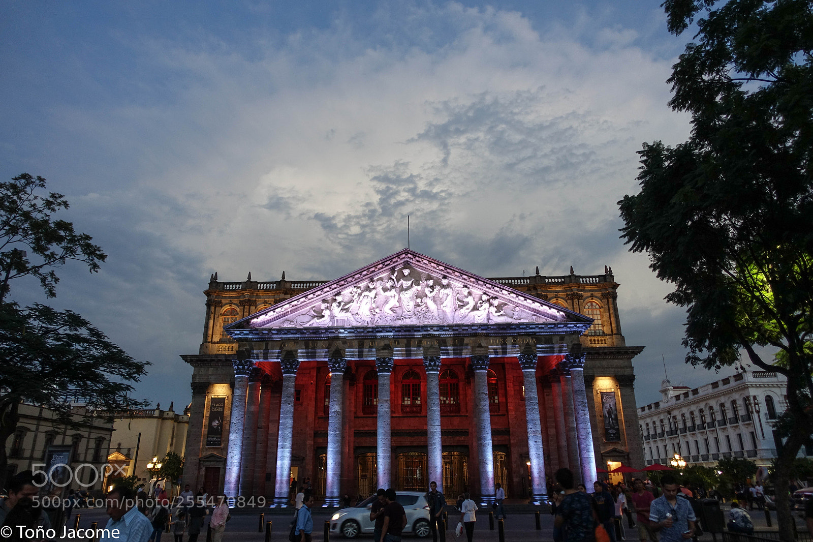 Sony Cyber-shot DSC-RX100 III sample photo. Guadalajara theater photography