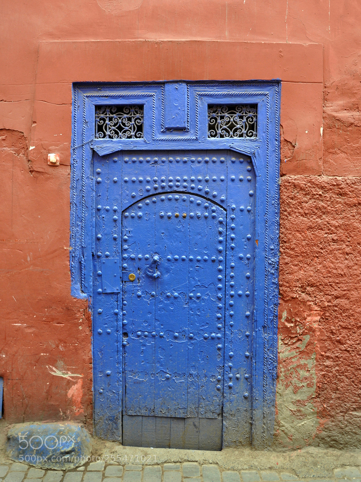 Nikon D5000 sample photo. Blue door photography