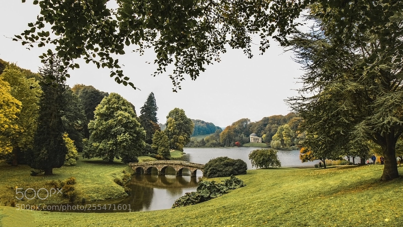 Canon EOS 750D (EOS Rebel T6i / EOS Kiss X8i) sample photo. Stourhead landscape photography