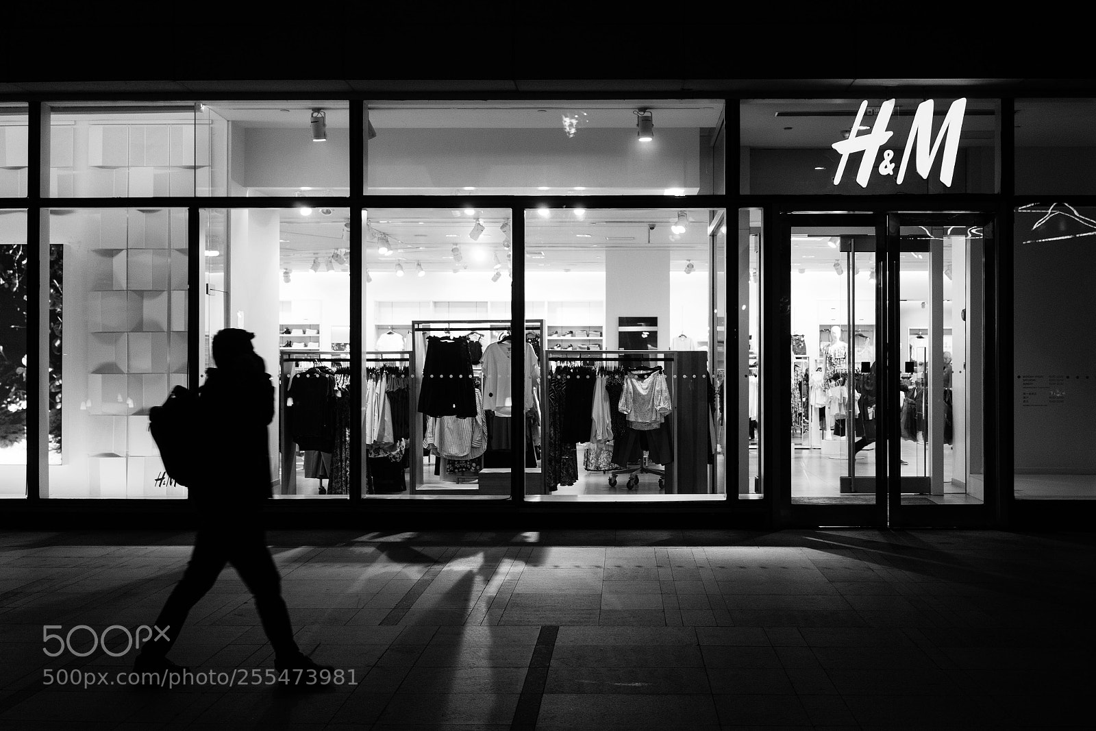 Sony a7 sample photo. H&m photography