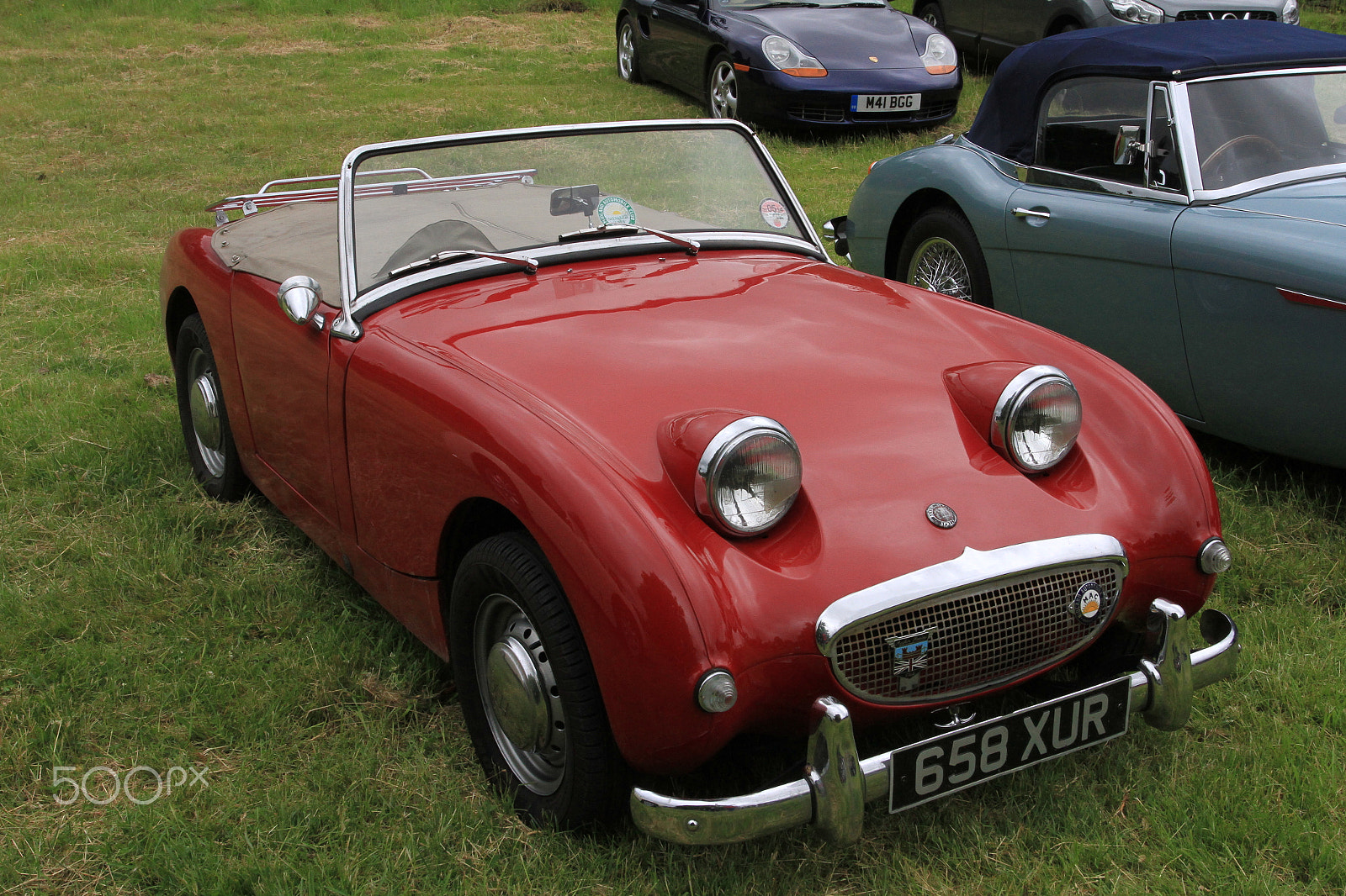 Canon EOS 7D + Canon EF 17-40mm F4L USM sample photo. Cotswold alfa day 2013, stanway house photography