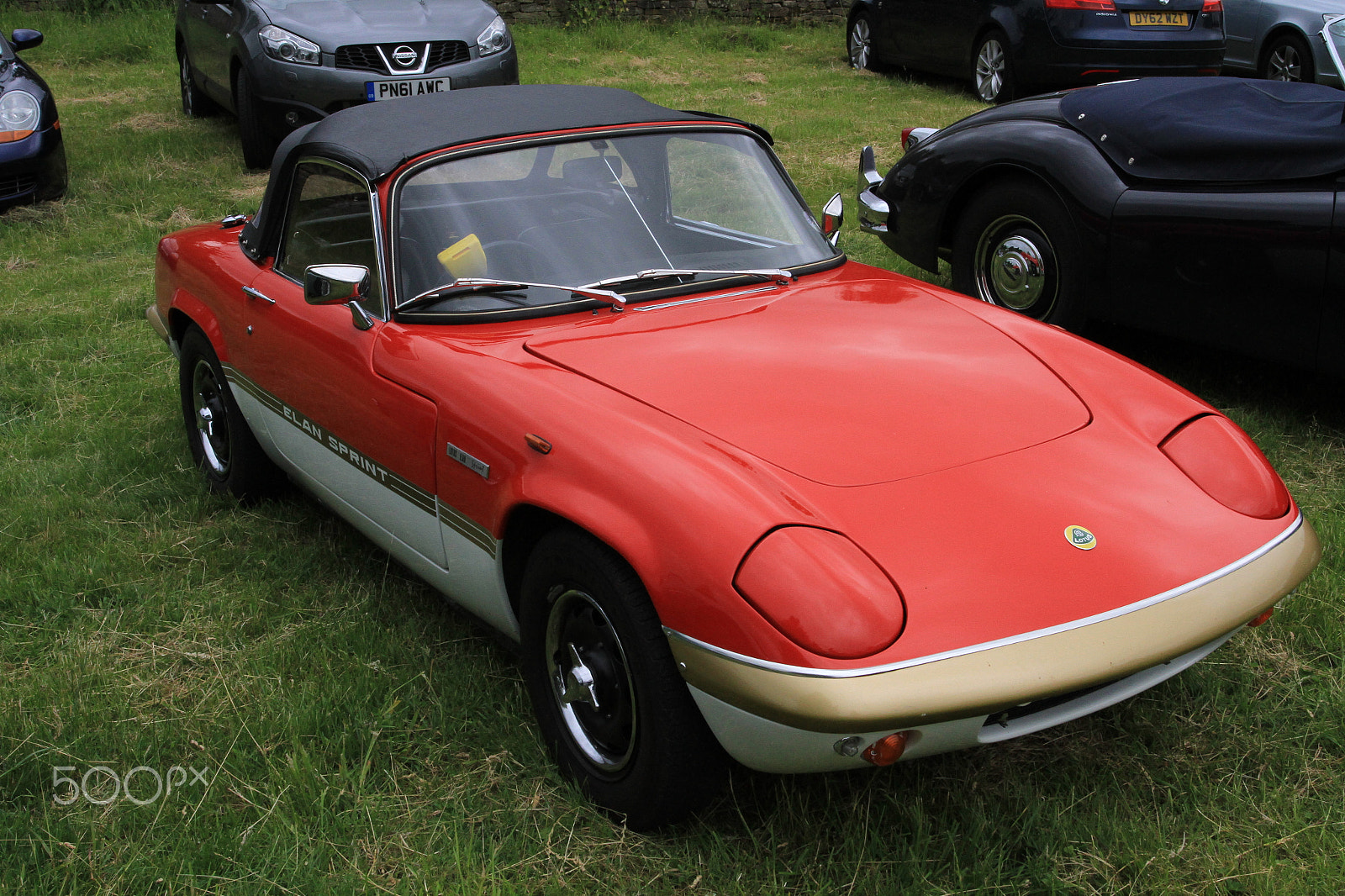 Canon EOS 7D + Canon EF 17-40mm F4L USM sample photo. Cotswold alfa day 2013, stanway house photography