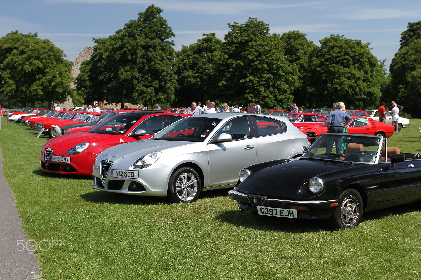 Canon EOS 7D + Canon EF 17-40mm F4L USM sample photo. Simply alfa day at beaulieu motor museum photography