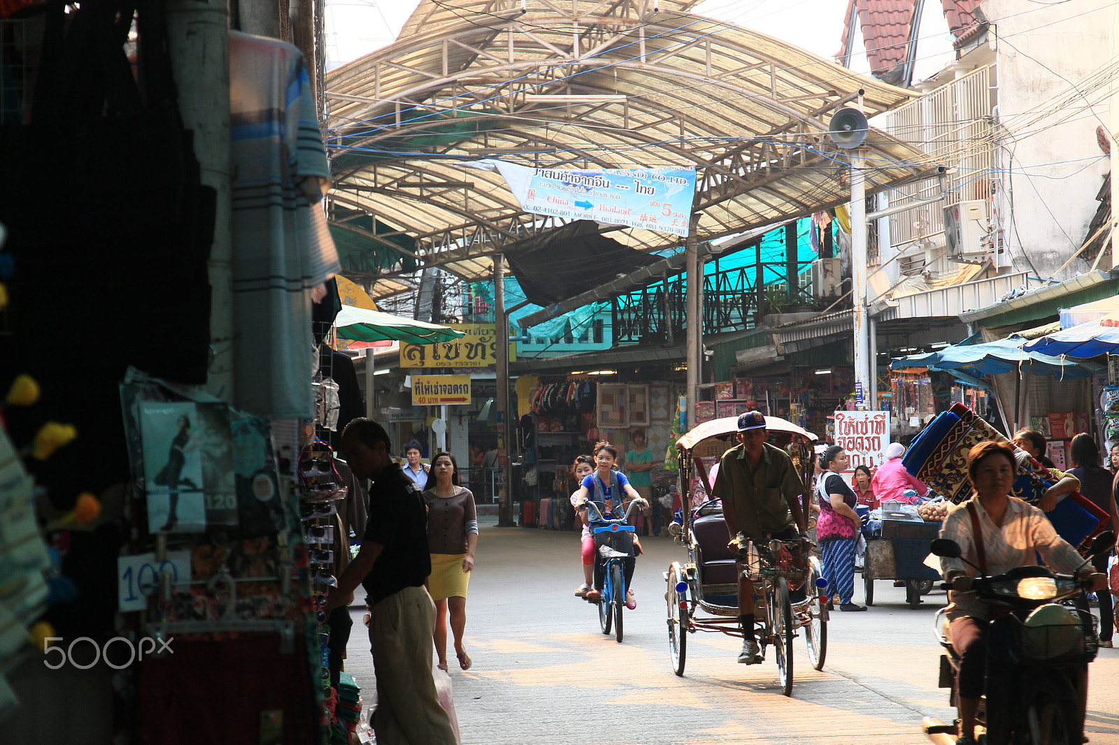 Canon EOS 650D (EOS Rebel T4i / EOS Kiss X6i) sample photo. Thailand tachilek  at the boarder to myanmar photography