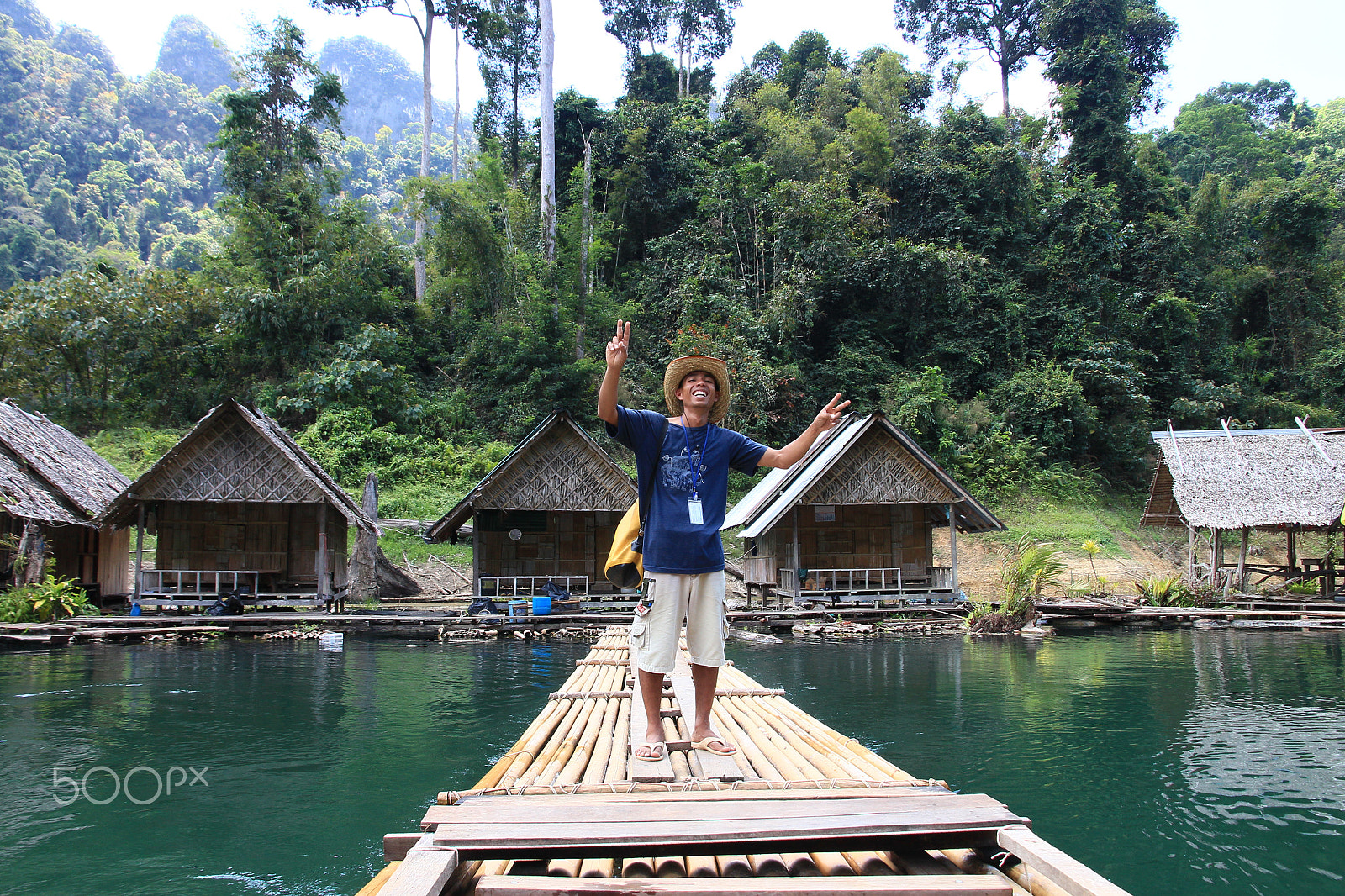 Canon EOS 650D (EOS Rebel T4i / EOS Kiss X6i) sample photo. Friendly guide at khao sok nat park chiew larn seel photography