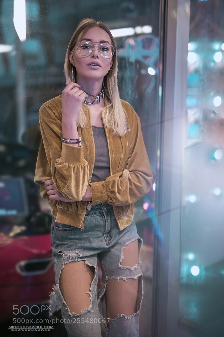 Canon EOS 5D Mark IV sample photo. Portrait photography