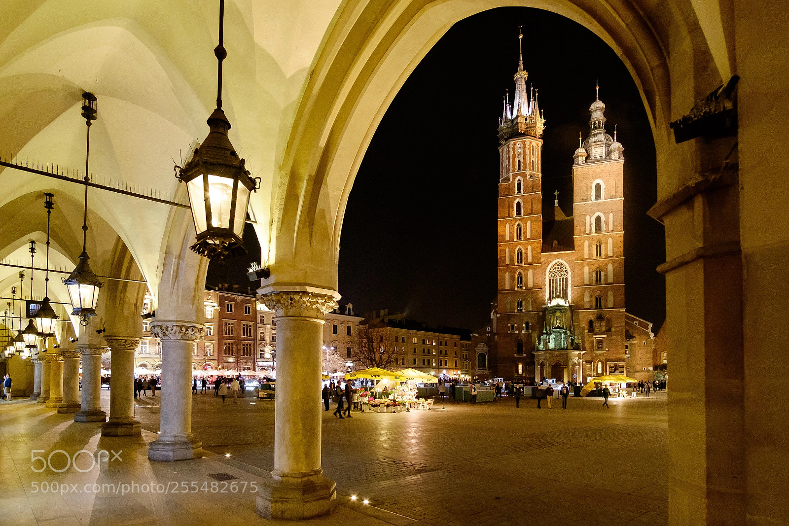 Fujifilm X-T10 sample photo. St. mary's basilica at photography