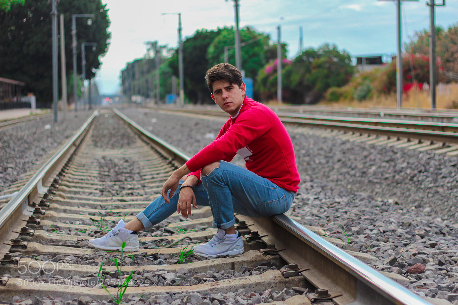 Canon EOS 700D (EOS Rebel T5i / EOS Kiss X7i) sample photo. Vintage men sitting on photography