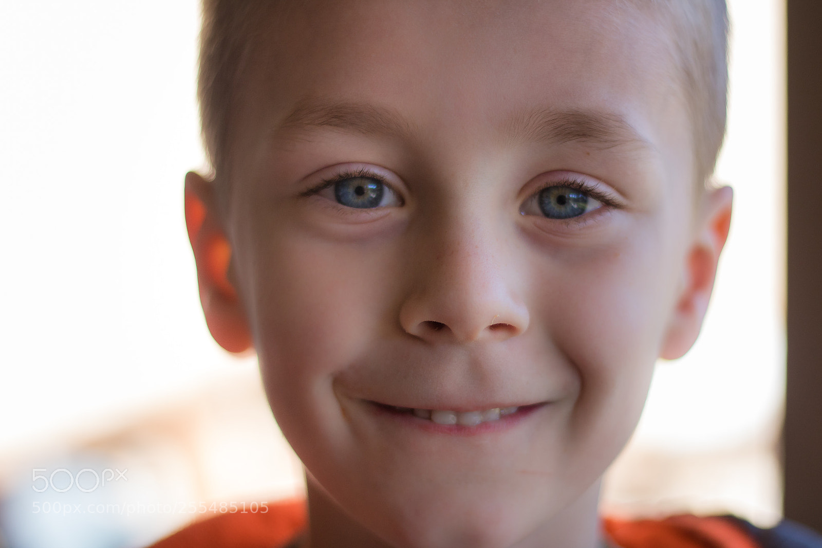 Canon EOS 1300D (EOS Rebel T6 / EOS Kiss X80) sample photo. Blue eyed boy photography