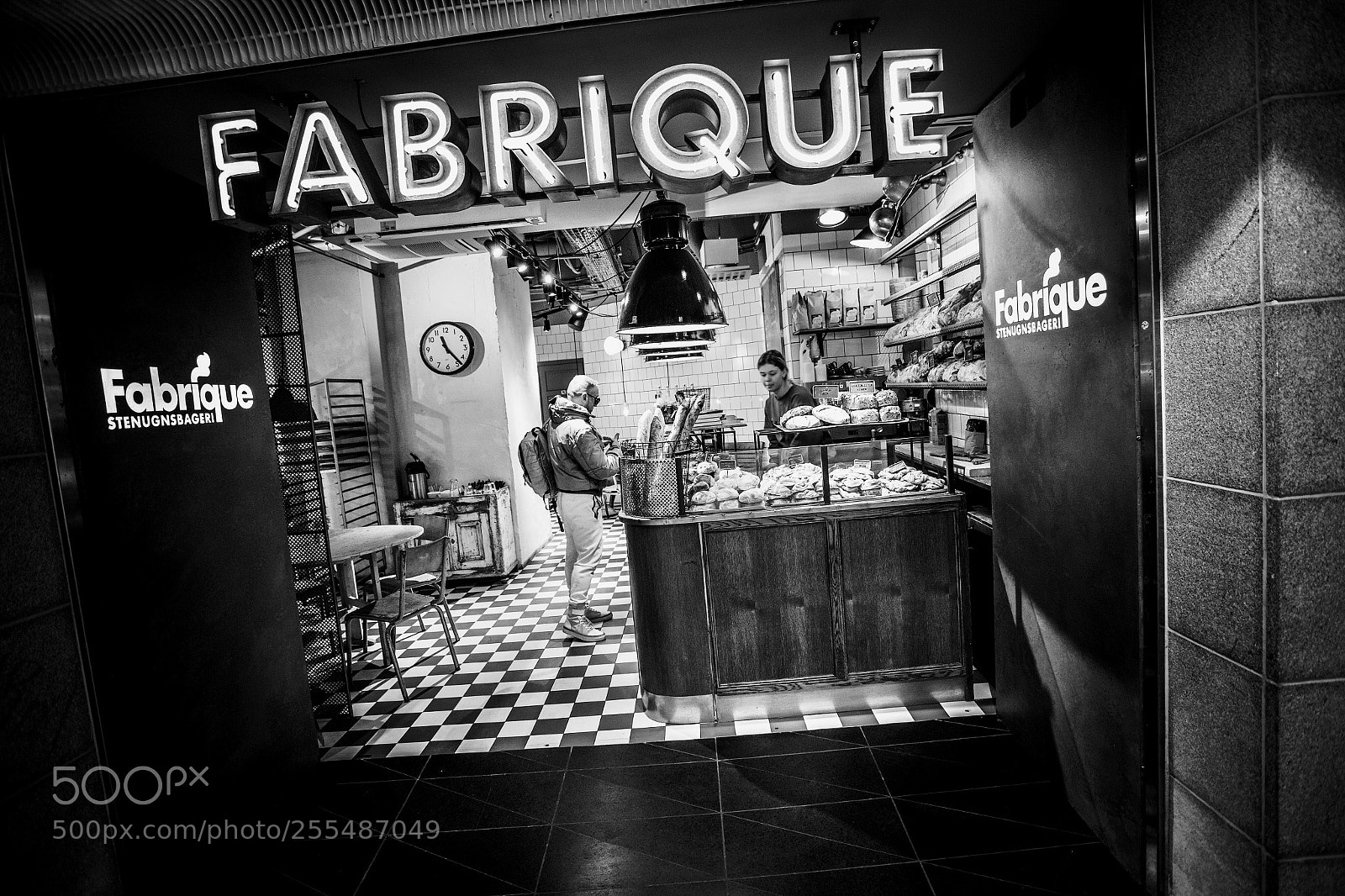 Canon EOS 6D sample photo. The street bakery...  photography