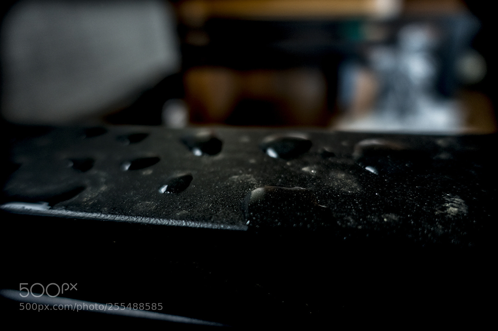 Sony Cyber-shot DSC-RX100 III sample photo. Dark water drops photography