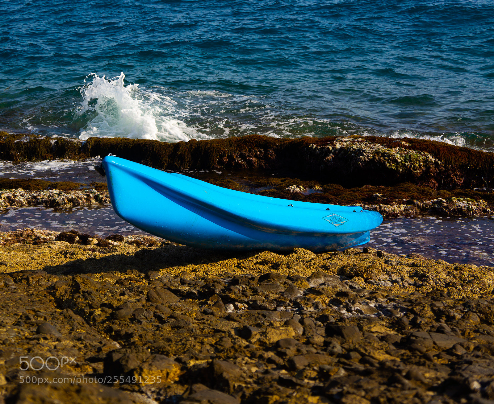Sony Alpha NEX-5N sample photo. Blue boat photography