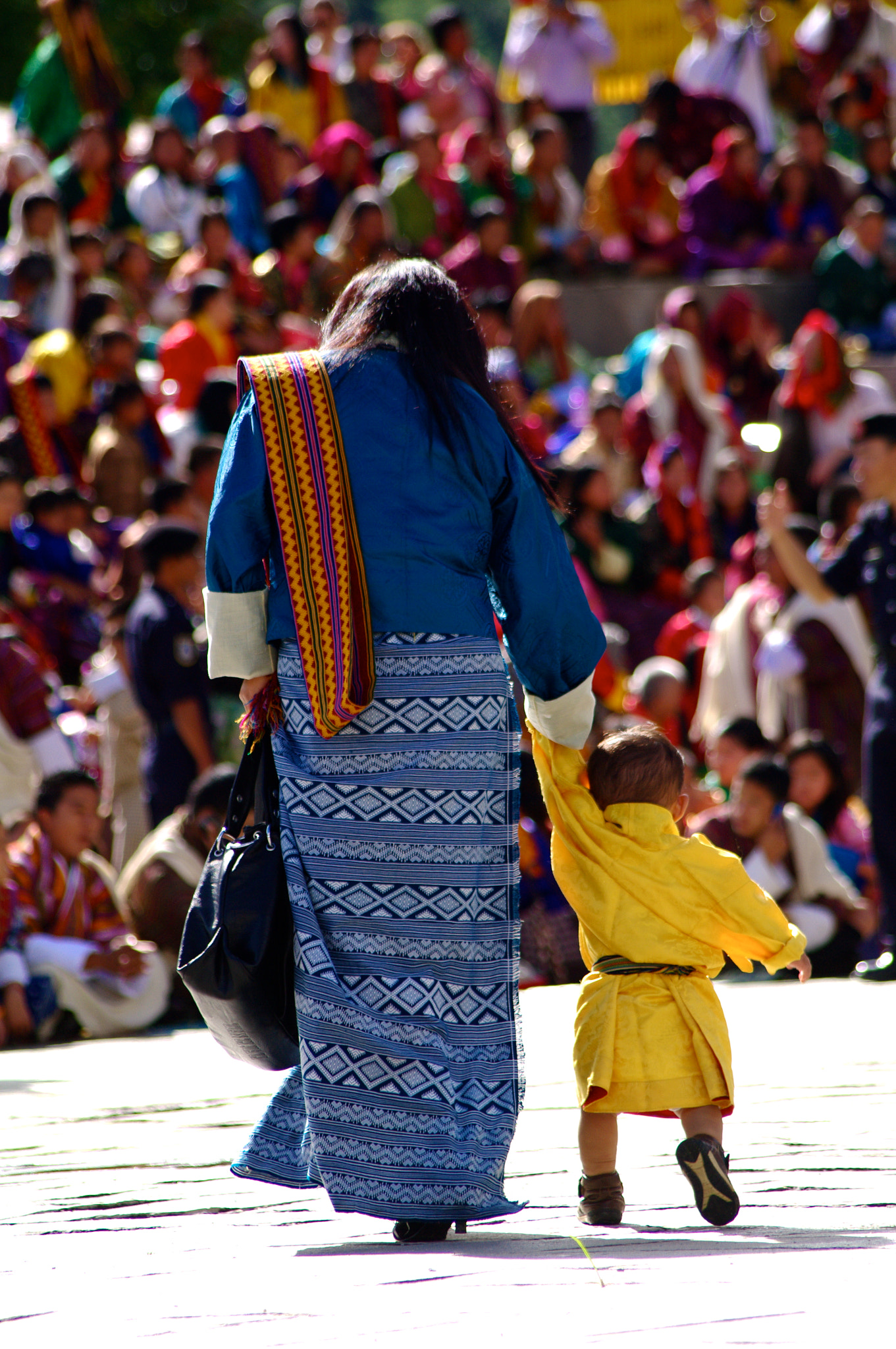 Pentax K-7 sample photo. Learn to walk photography