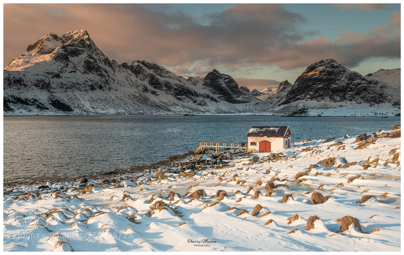 Nikon D800 sample photo. Krystad hut photography