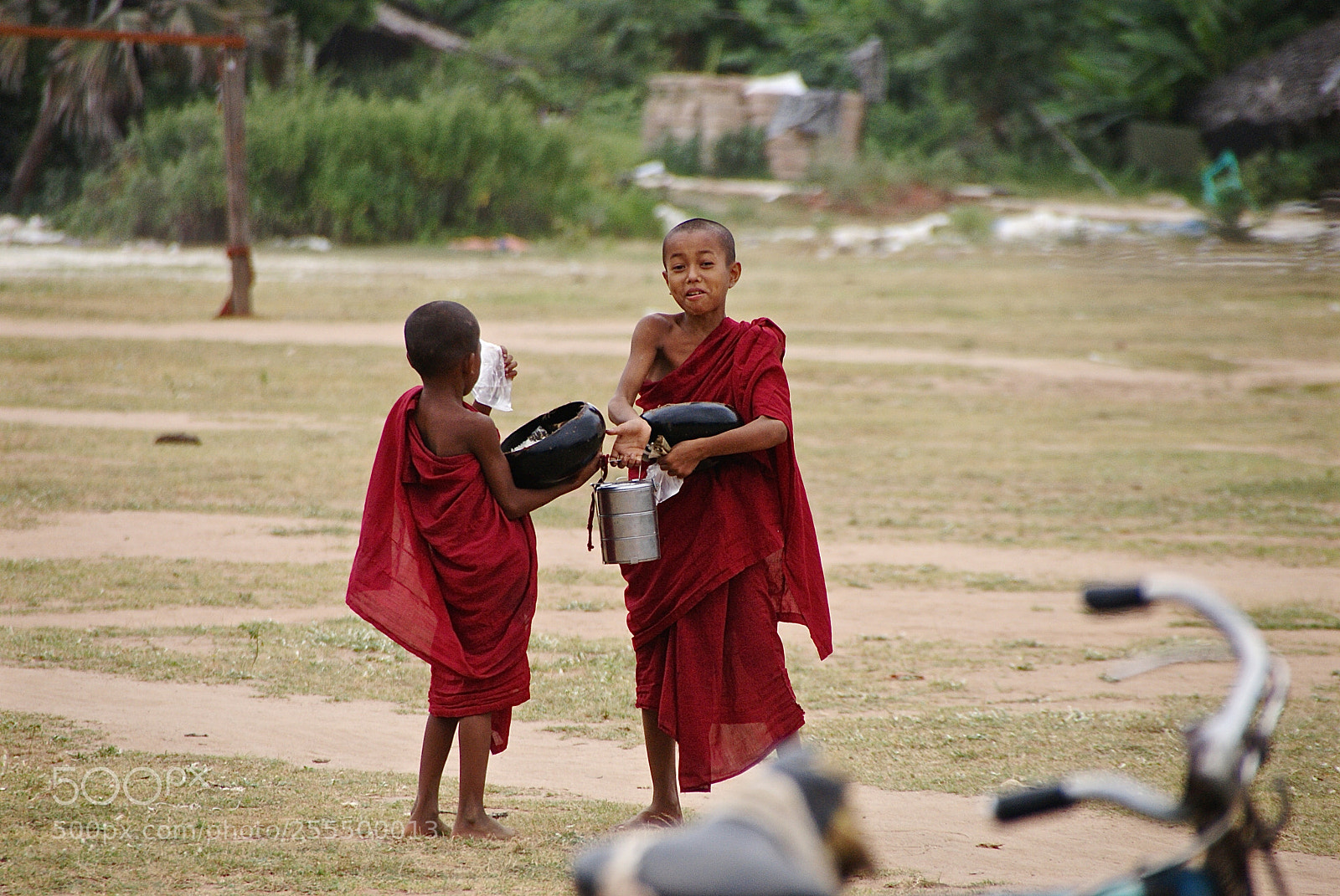 Sony Alpha DSLR-A300 sample photo. Burma road photography