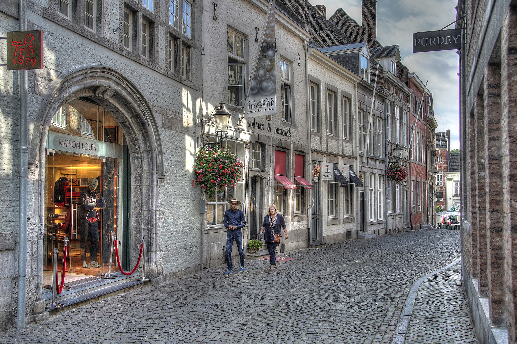 Canon EF-S 17-85mm F4-5.6 IS USM sample photo. Maastricht photography