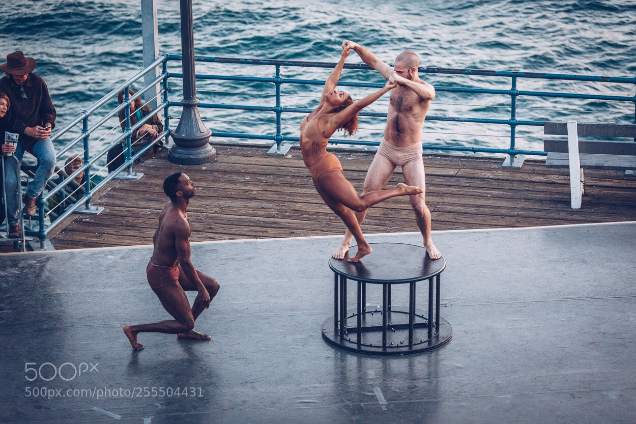 Canon EOS 5D Mark II sample photo. Pilobolus photography