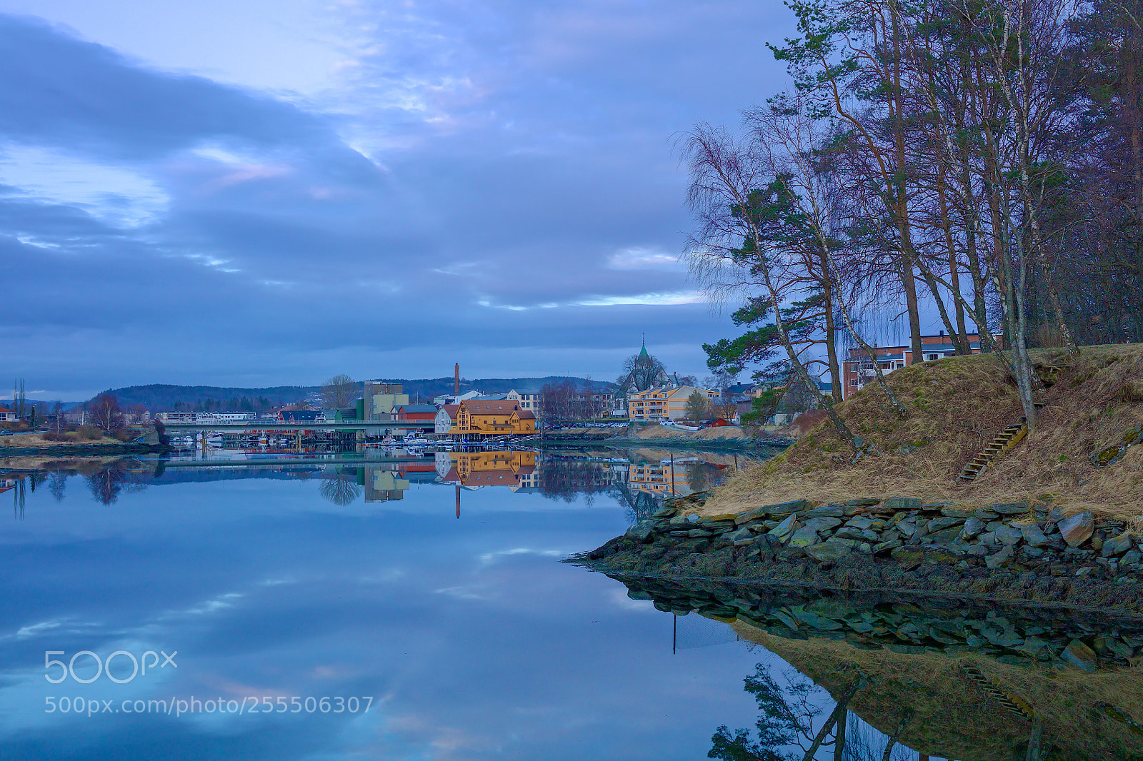Canon EOS 5DS R sample photo. April evening mood photography