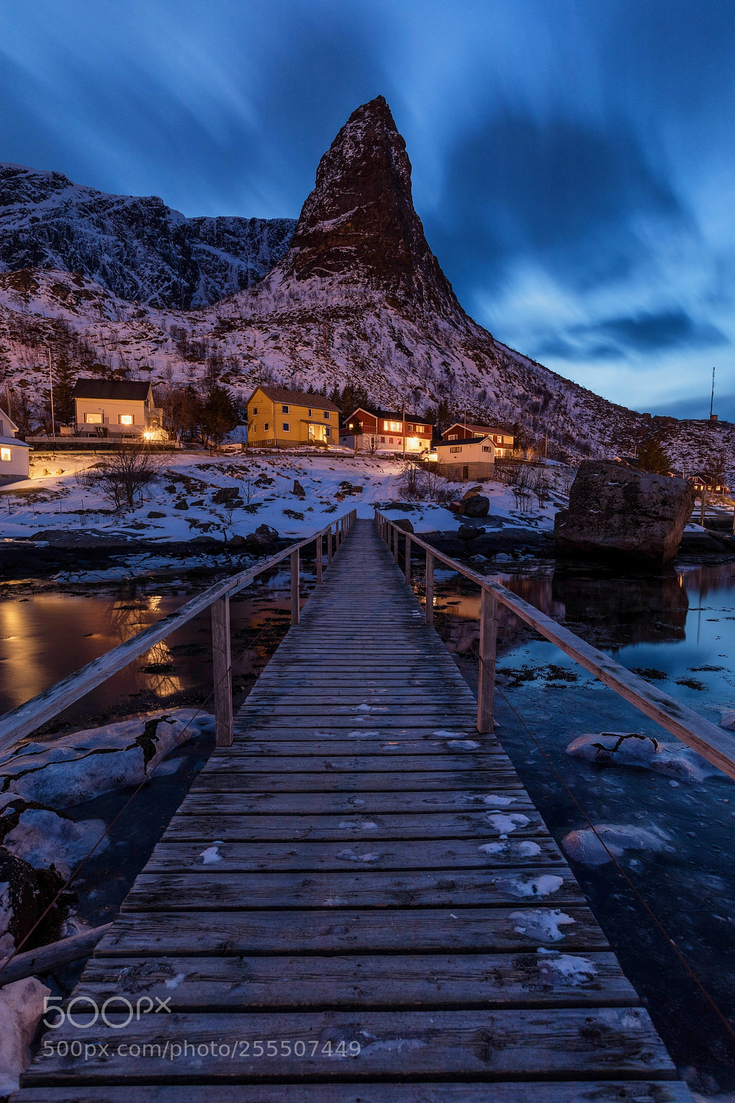 Canon EOS 5D Mark IV sample photo. Gandalfs hut photography