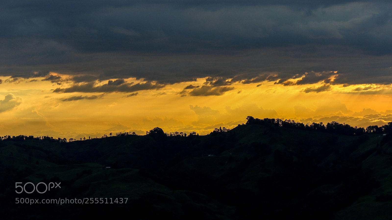 Canon EOS 600D (Rebel EOS T3i / EOS Kiss X5) sample photo. Atardecer en morena photography