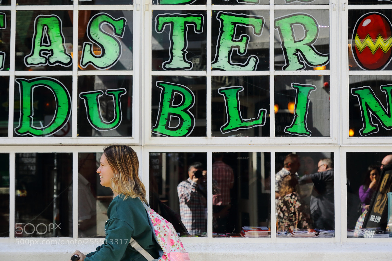 Canon EOS 6D + Canon EF 24-105mm F4L IS USM sample photo. Dublin temper bar street photography