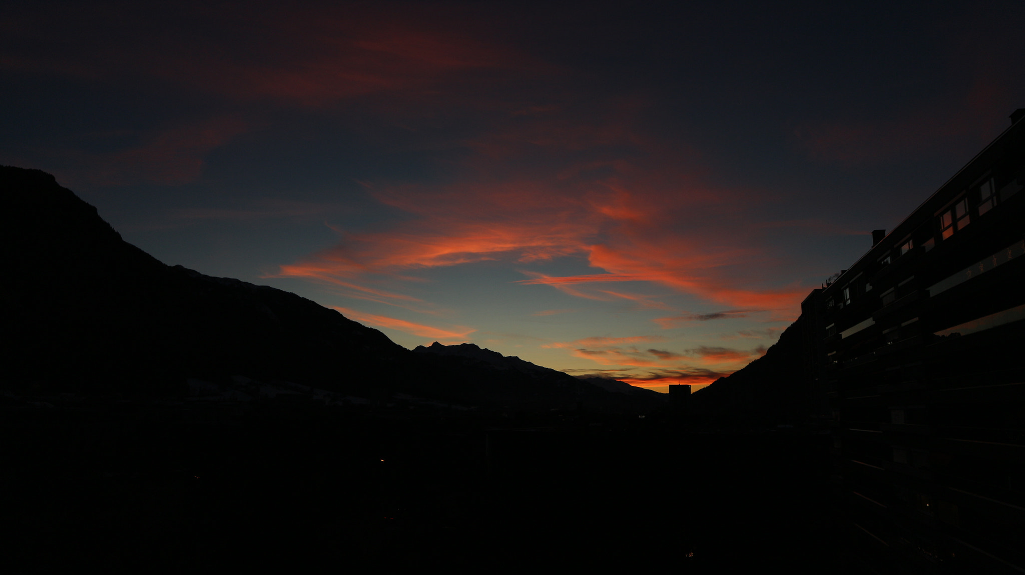 Canon EOS M10 sample photo. Dark orange sunset photography