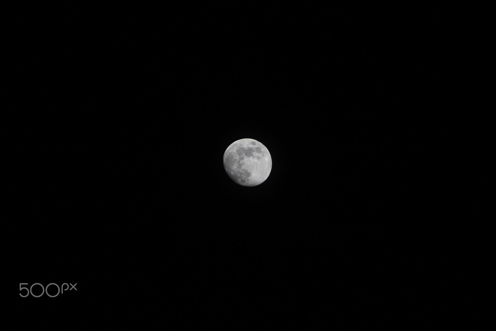 Canon EOS 600D (Rebel EOS T3i / EOS Kiss X5) sample photo. Moon - freehand photography