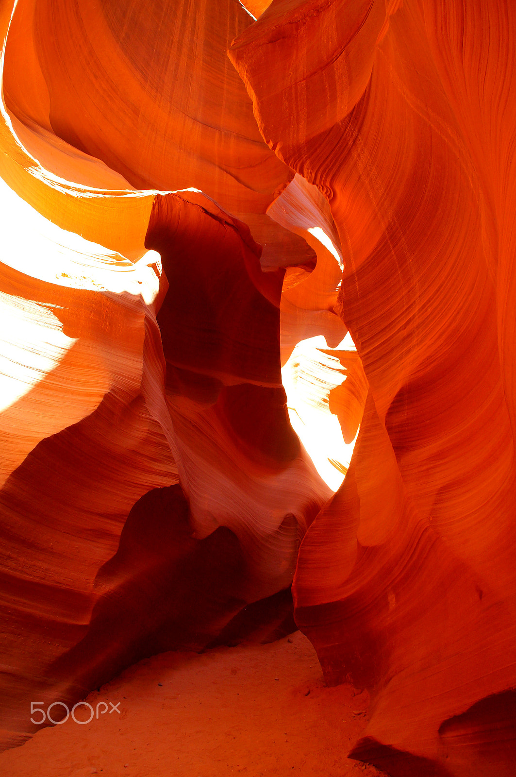 Sony SLT-A37 + Sony DT 18-200mm F3.5-6.3 sample photo. Antelope canyon photography