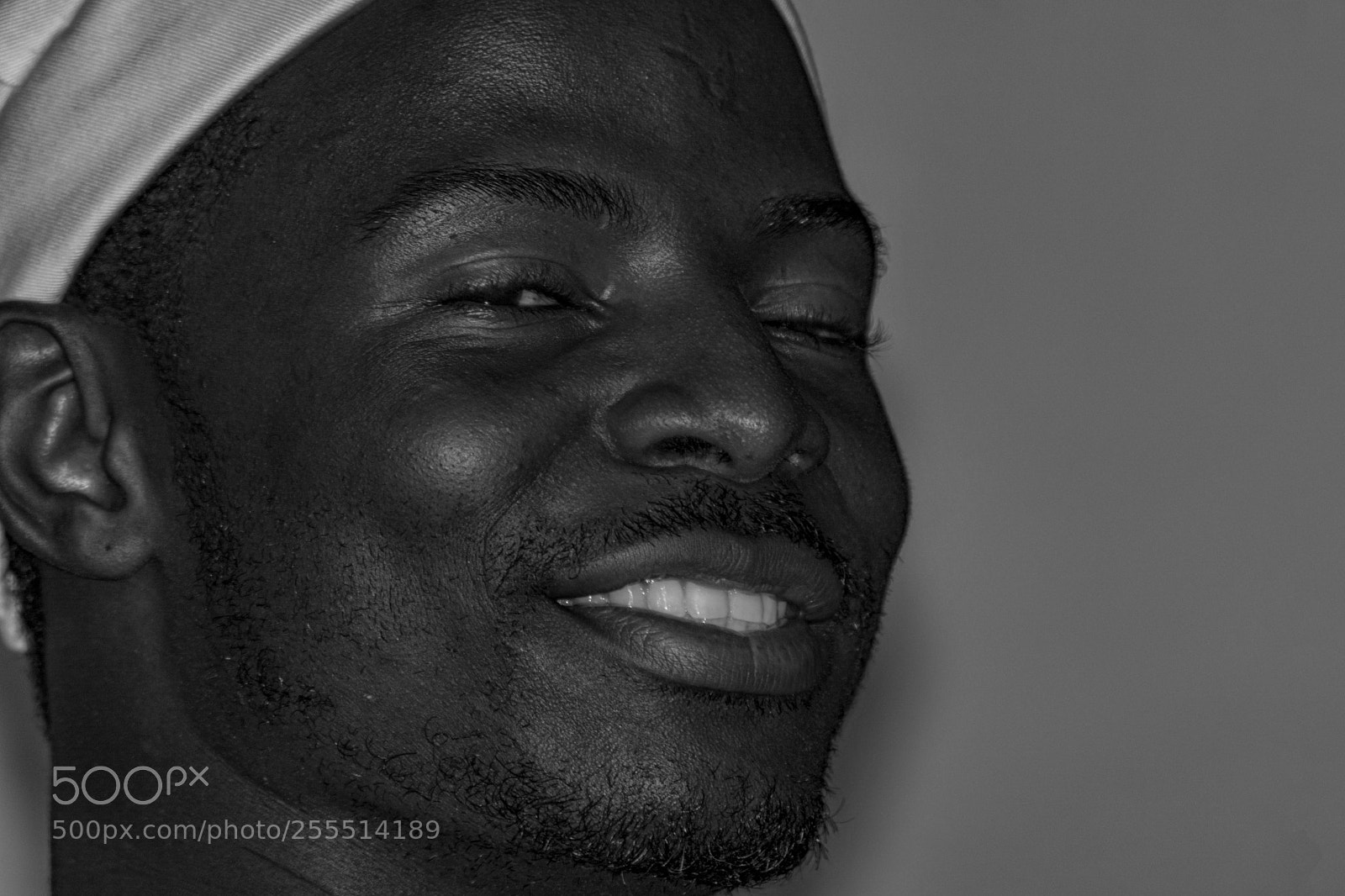 Nikon D5200 sample photo. Smile... photography