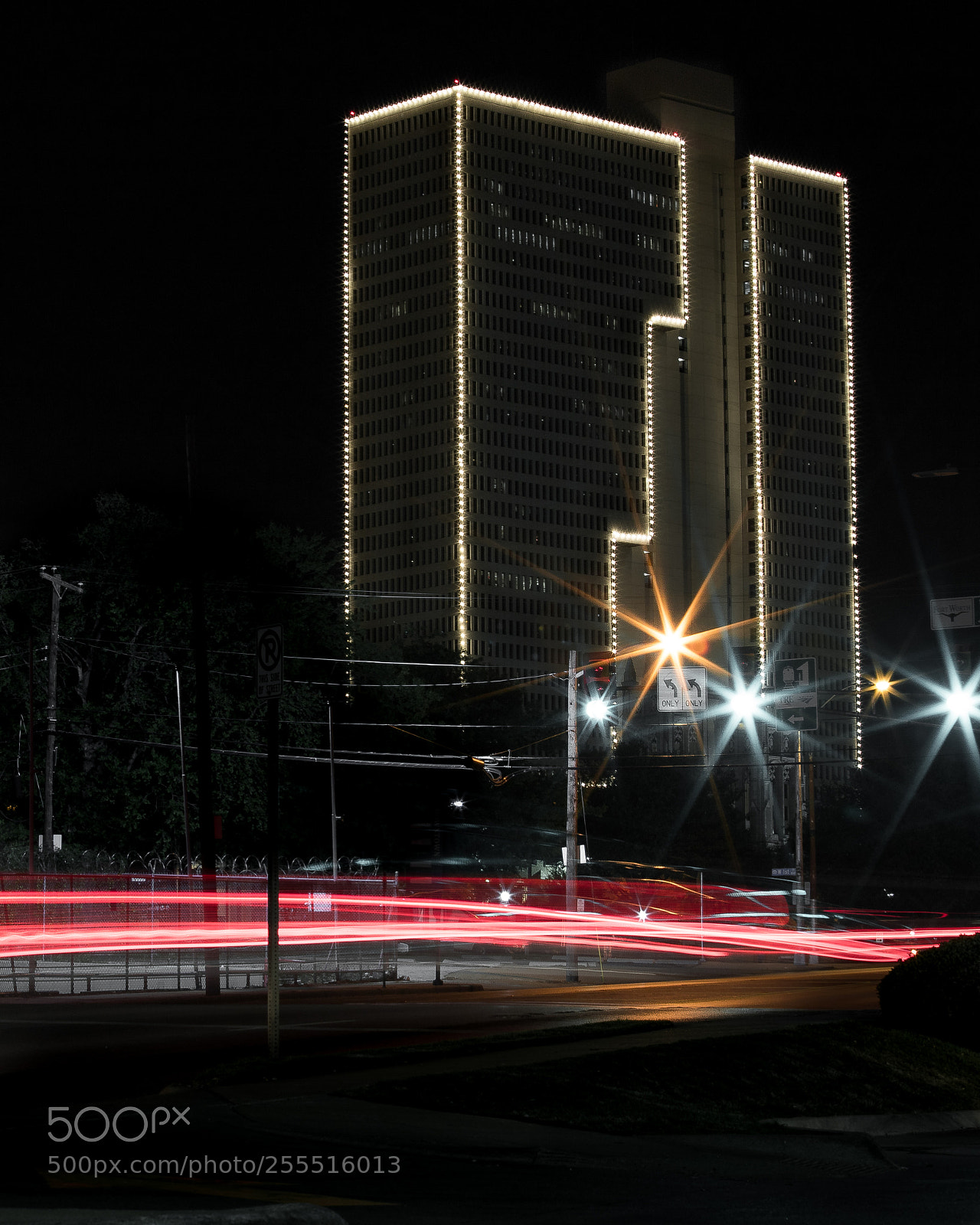 Canon EOS 6D Mark II sample photo. Downtown night photography