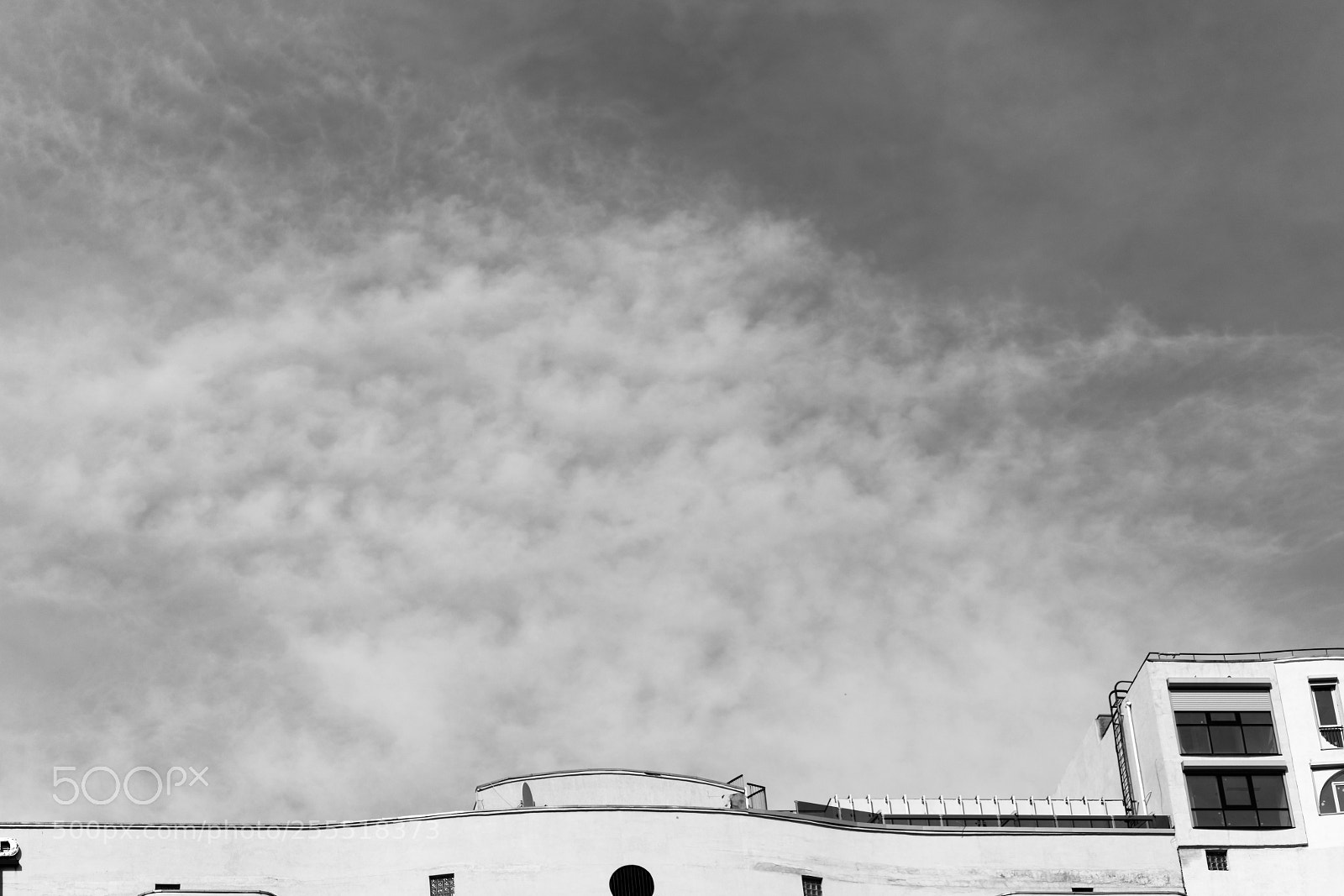 Canon EOS 5DS sample photo. Housetop and the sky photography