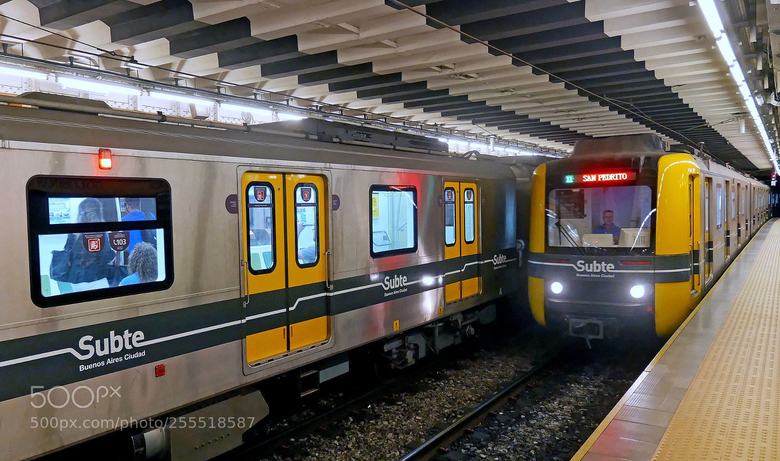 Panasonic Lumix DMC-G7 sample photo. Buenos aires photography