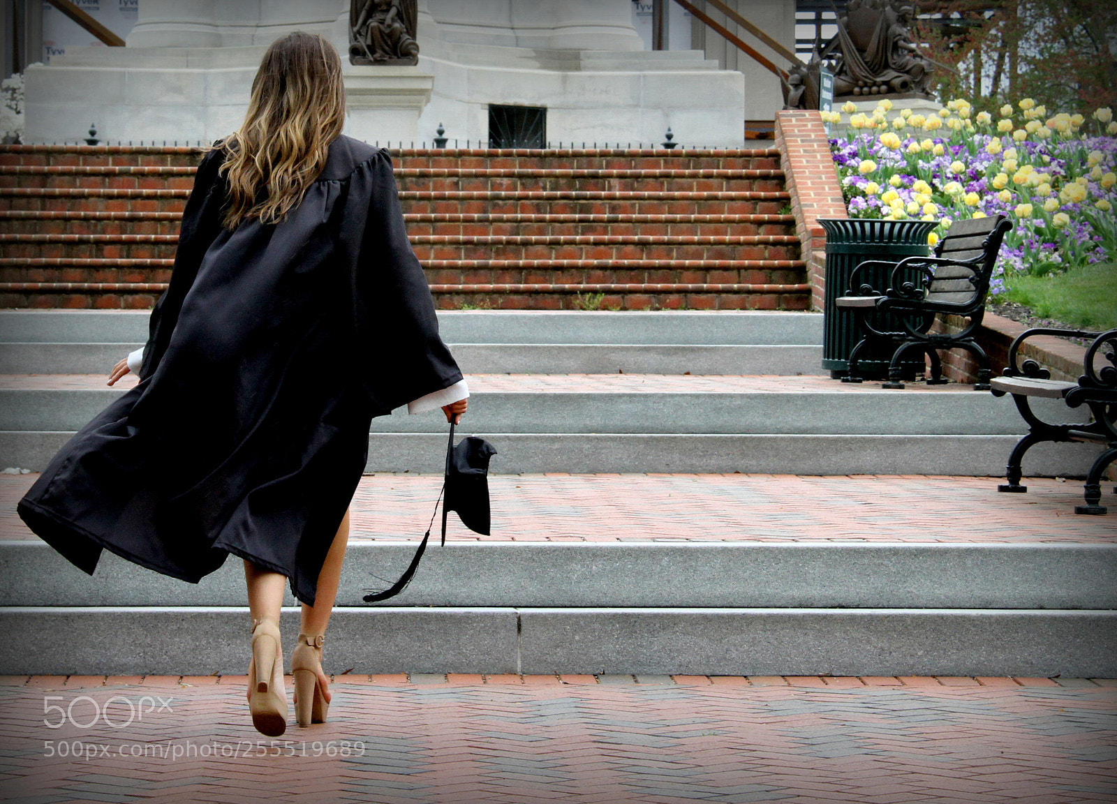 Canon EF-S 18-200mm F3.5-5.6 IS sample photo. College graduation photography