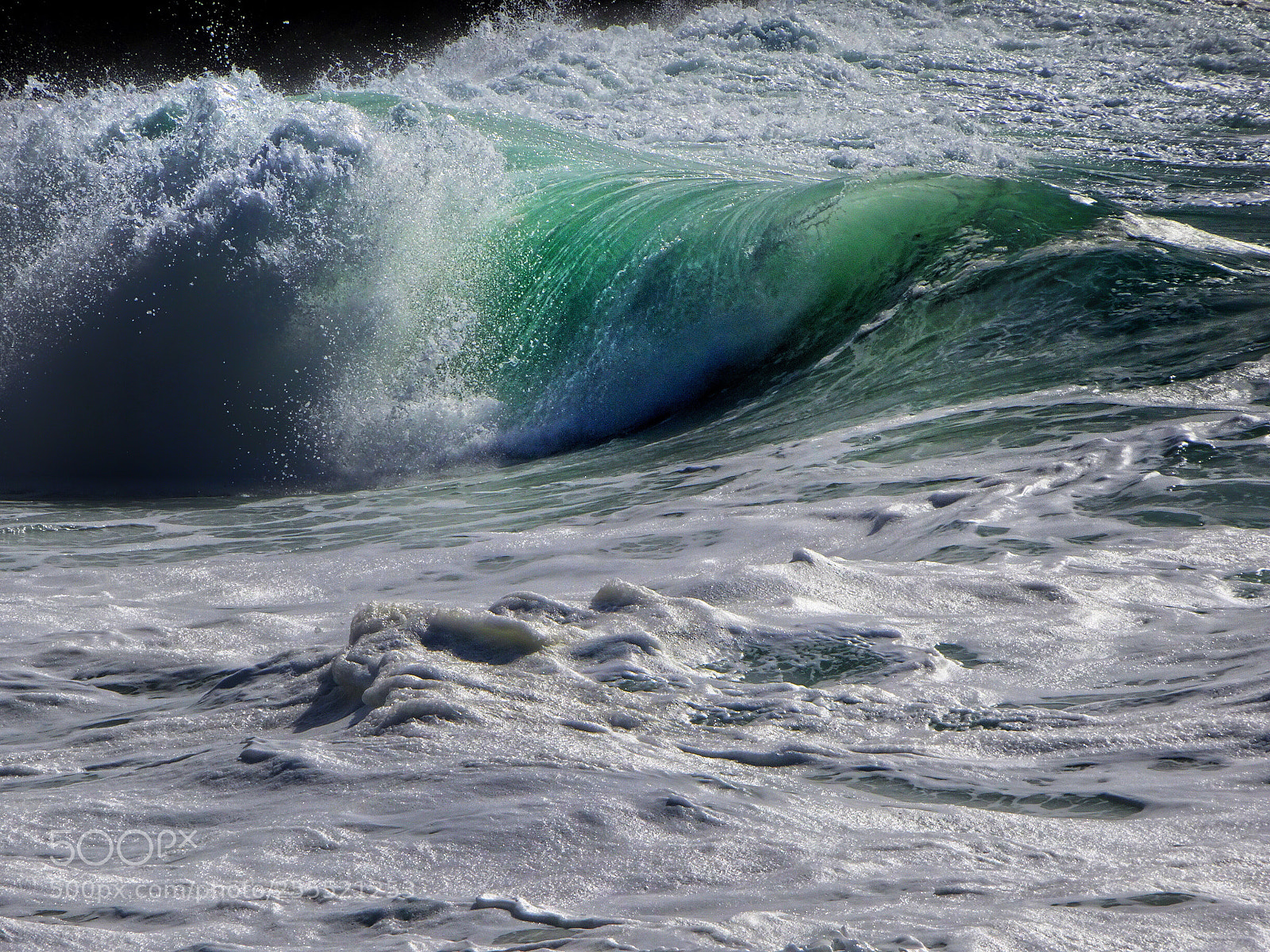 Sony DSC-HX90 sample photo. Curling wave photography
