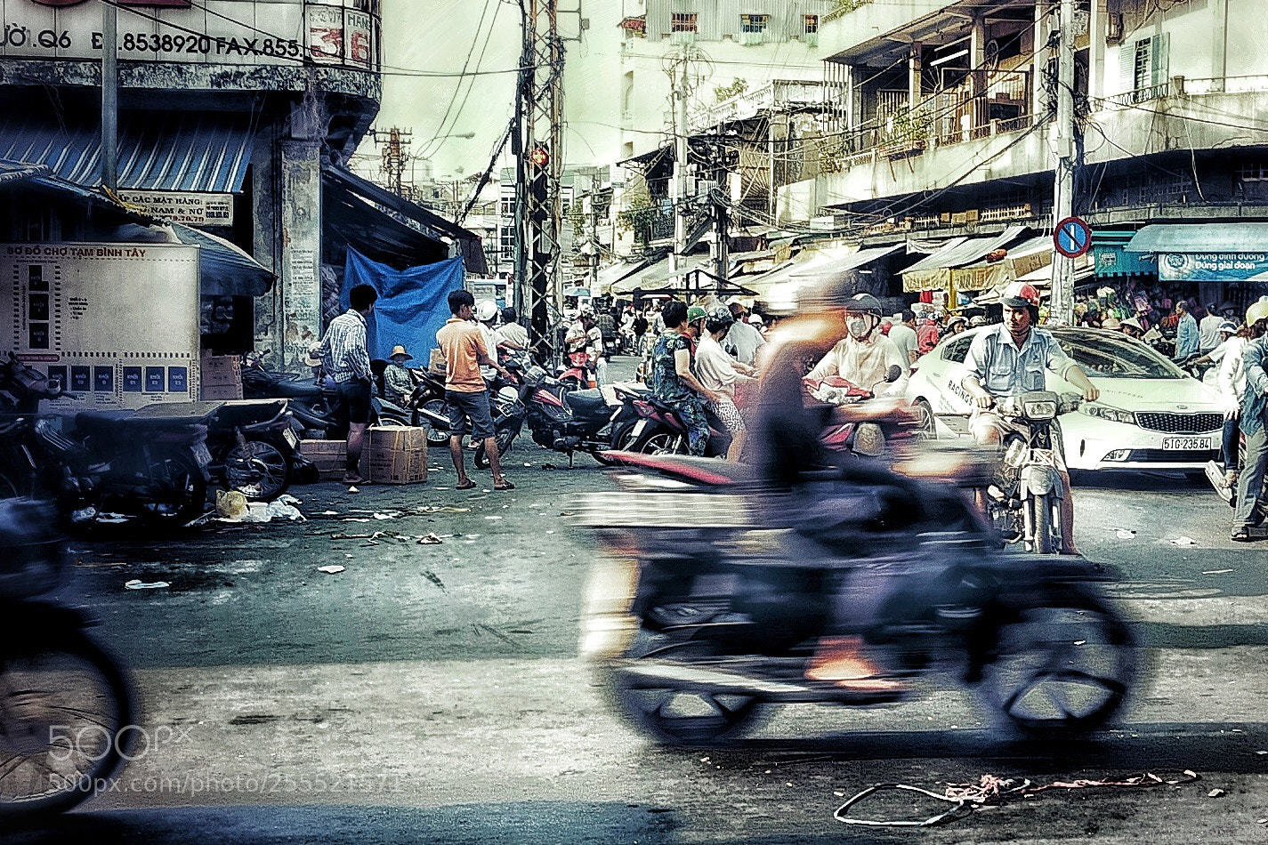 Fujifilm X-T1 sample photo. Ghost  photography