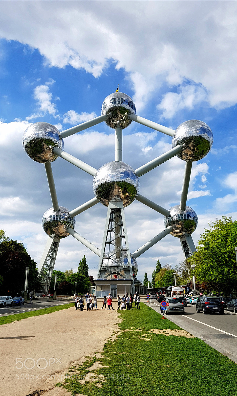 Samsung Galaxy S7 Edge sample photo. Atomium photography