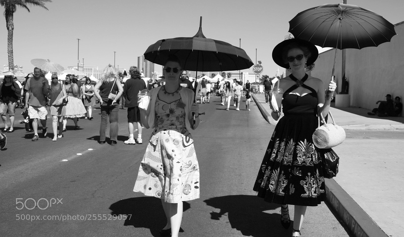 Canon EOS 30D sample photo. Two parasol holding ladies photography