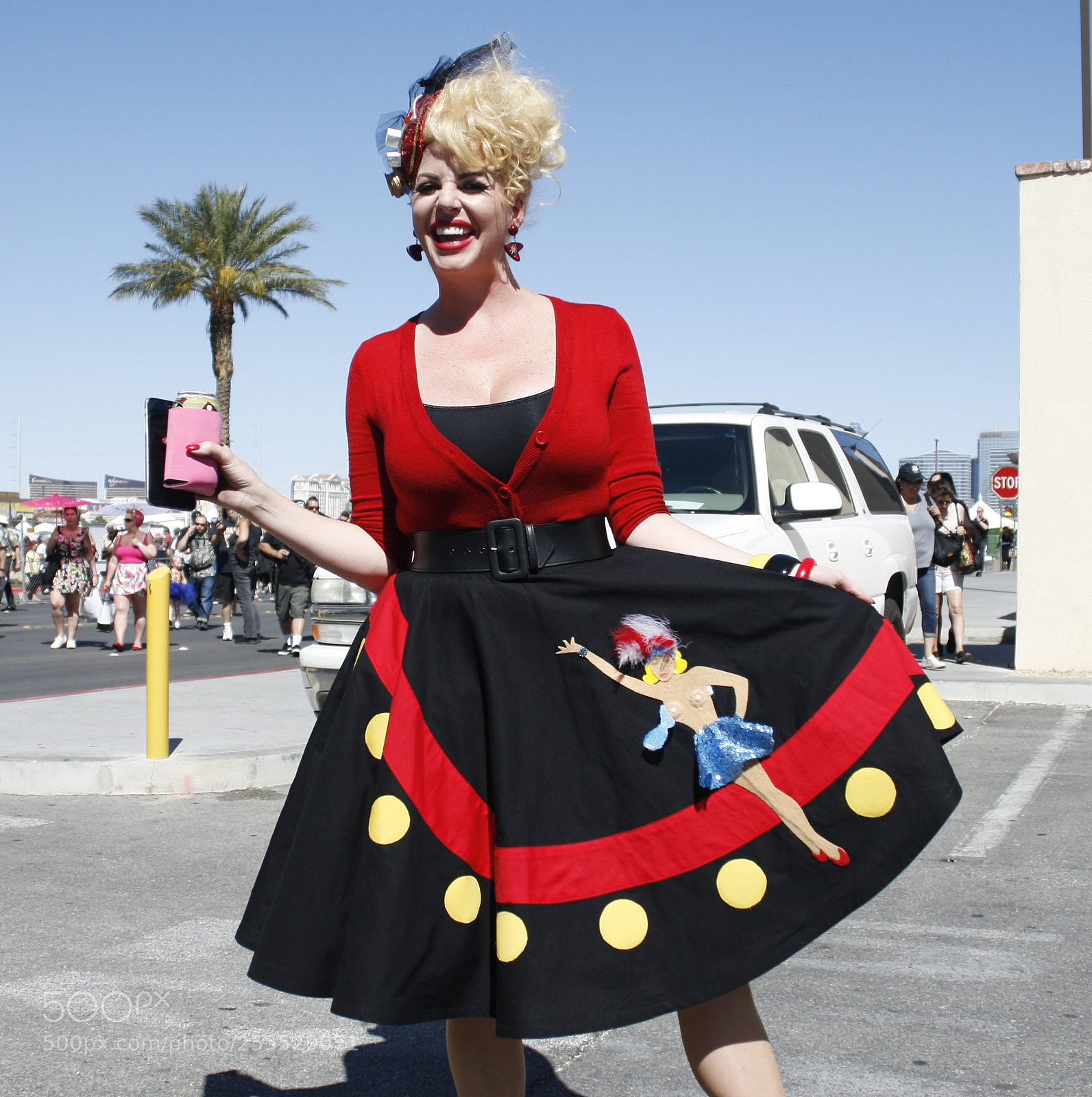 Canon EOS 30D sample photo. Naked lady skirt photography