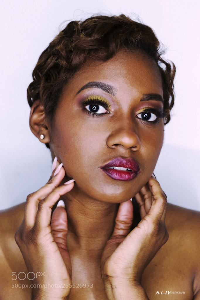 Canon EOS M3 sample photo. Love - headshot photography